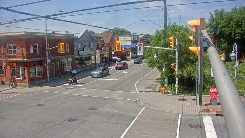 Traffic camera image at 2025-06-30 18:05:50