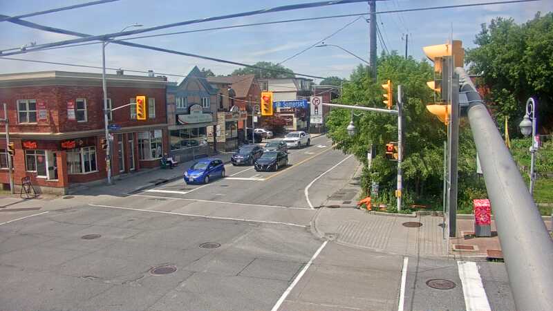 Traffic camera image at 2025-06-30 18:15:41