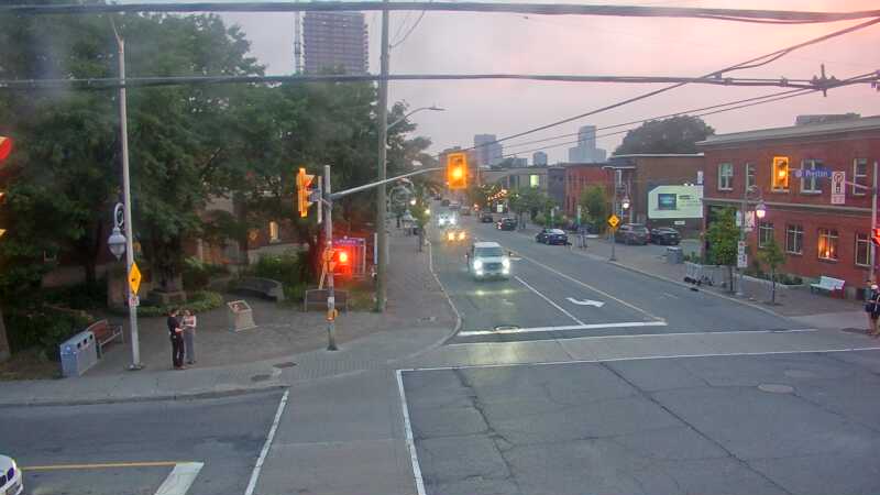 Traffic camera image at 2025-07-31 00:35:40