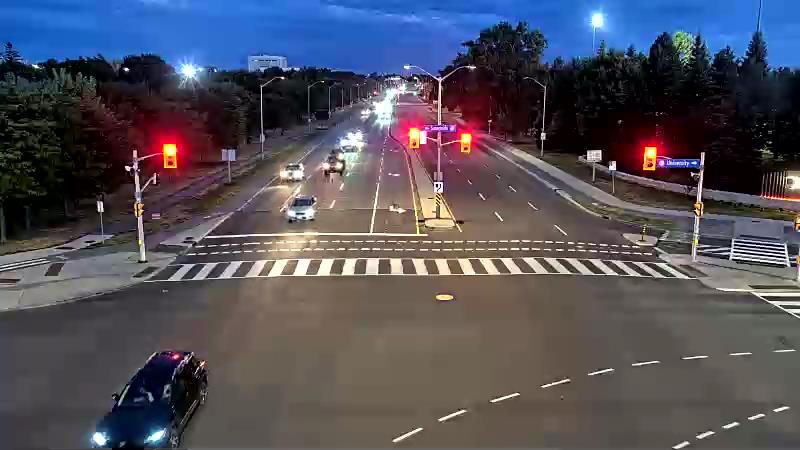 Traffic camera image at 2025-08-25 00:20:37