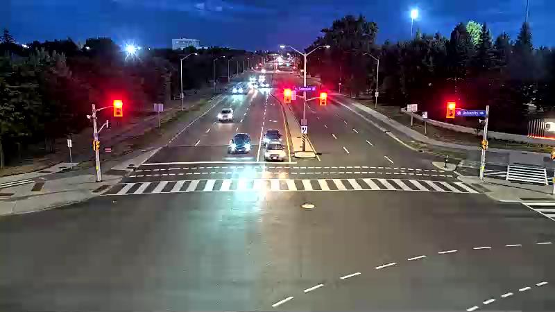 Traffic camera image at 2025-08-25 00:25:43