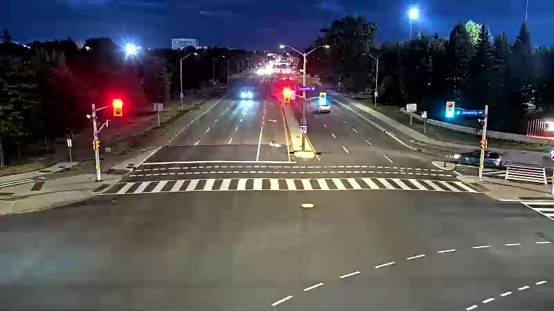 Traffic camera image at 2025-08-25 00:30:39