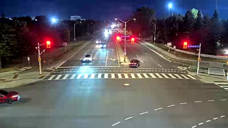 Traffic camera image at 2025-08-25 00:35:39