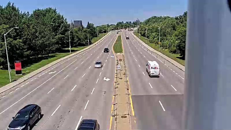 Traffic camera image at 2025-06-30 16:37:43