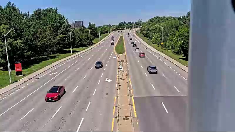 Traffic camera image at 2025-06-30 16:40:40