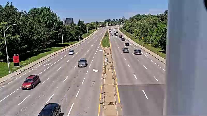 Traffic camera image at 2025-06-30 17:00:44