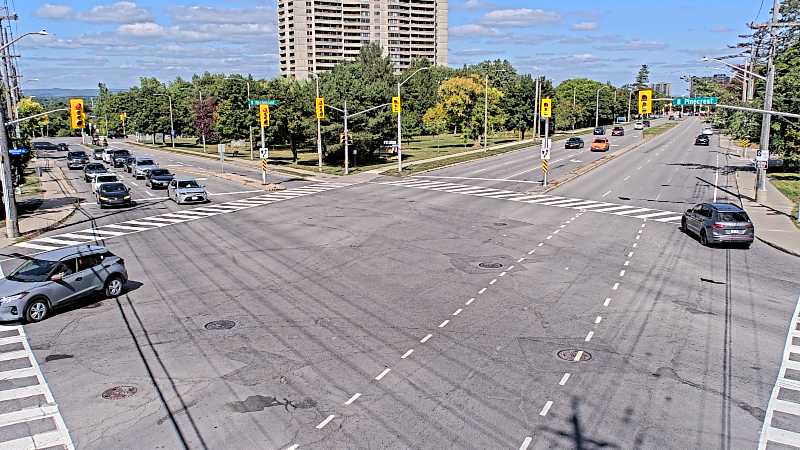 Traffic camera image at 2025-09-14 17:45:47