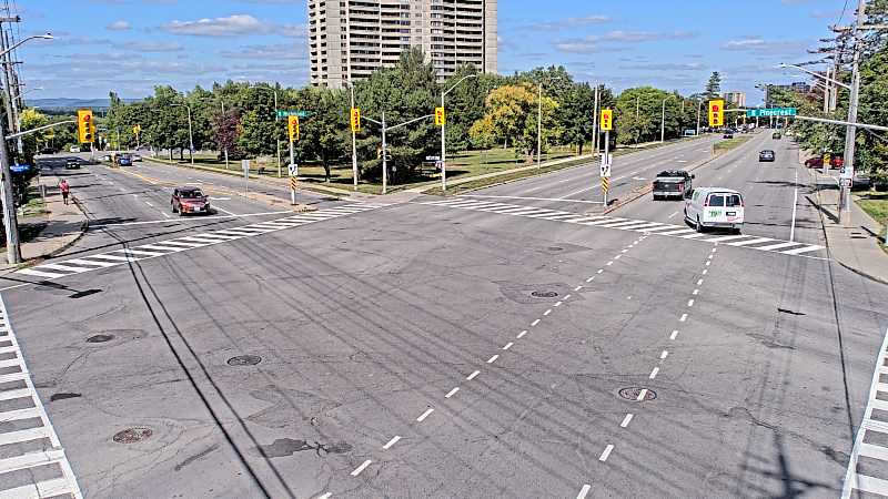 Traffic camera image at 2025-09-14 18:10:42