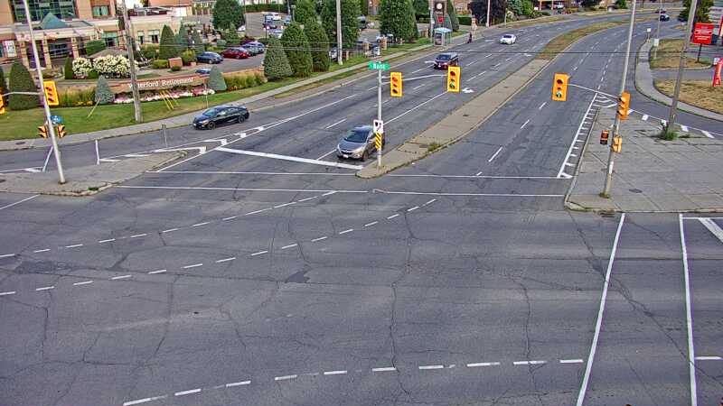 Traffic camera image at 2025-08-24 15:05:08