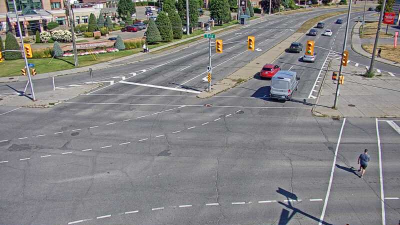 Traffic camera image at 2025-08-24 15:10:10