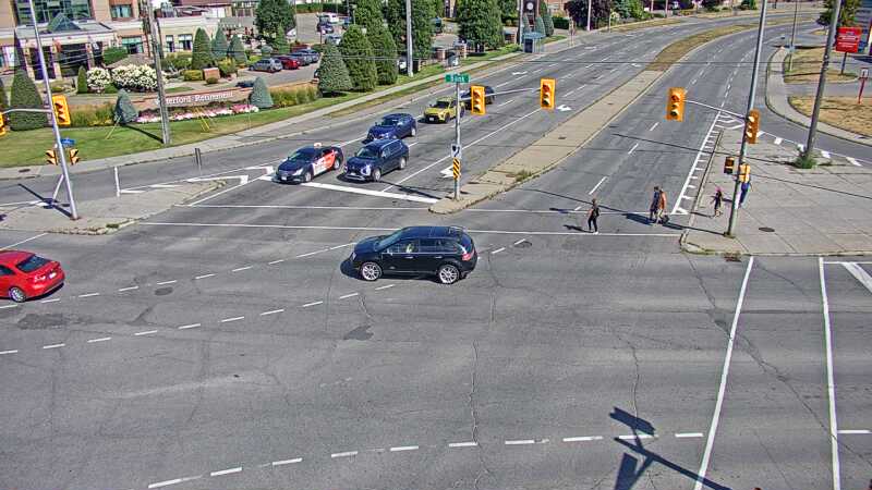 Traffic camera image at 2025-08-24 15:15:09