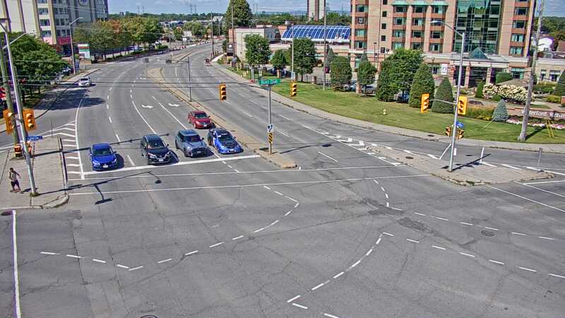Traffic camera image at 2025-09-01 16:55:08