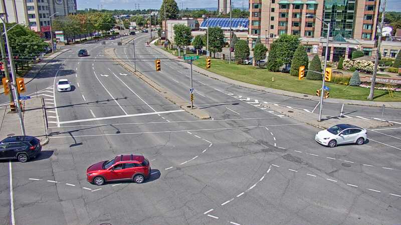 Traffic camera image at 2025-09-01 17:15:09