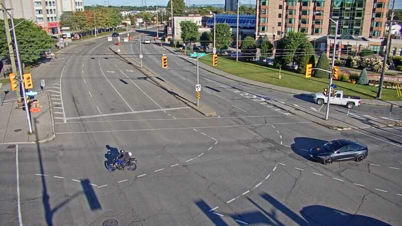 Traffic camera image at 2025-09-08 12:20:12
