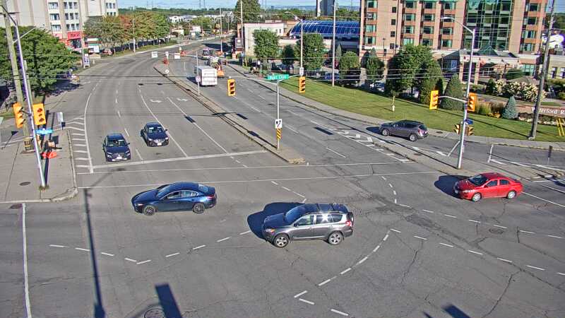 Traffic camera image at 2025-09-08 12:40:11