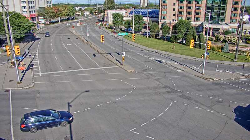 Traffic camera image at 2025-09-08 13:20:08