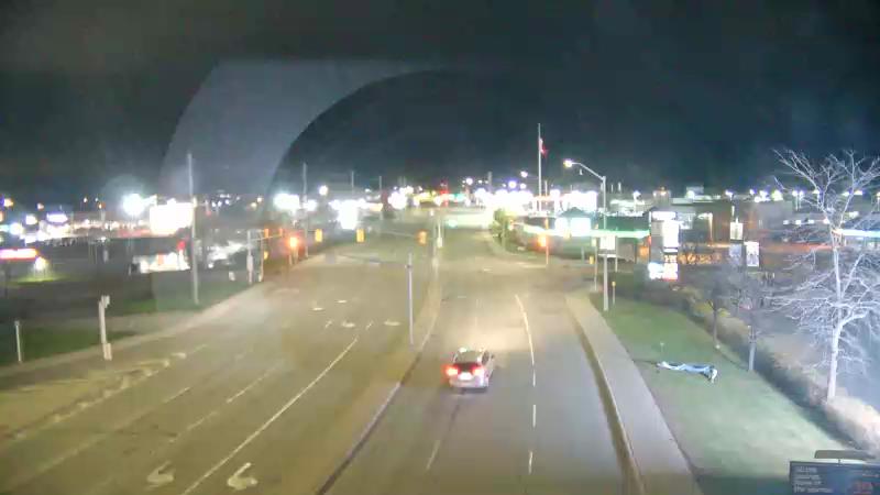 Traffic camera image at 2025-05-09 05:35:52