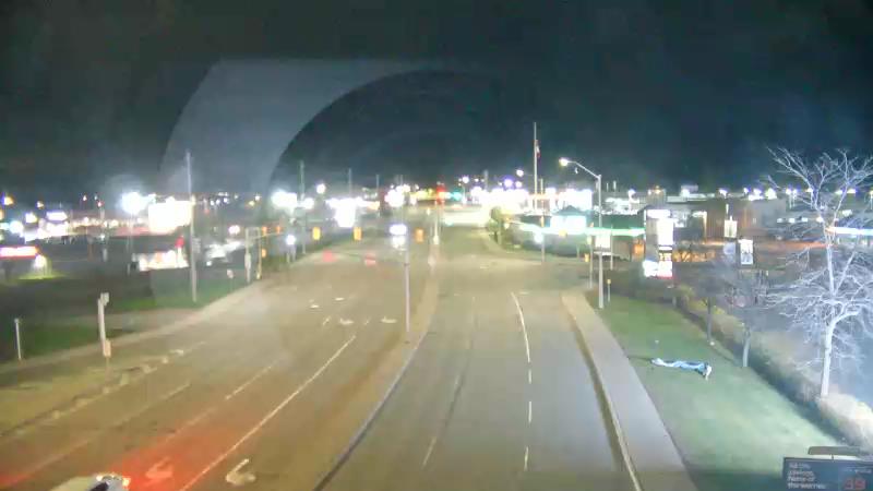 Traffic camera image at 2025-05-09 05:40:08
