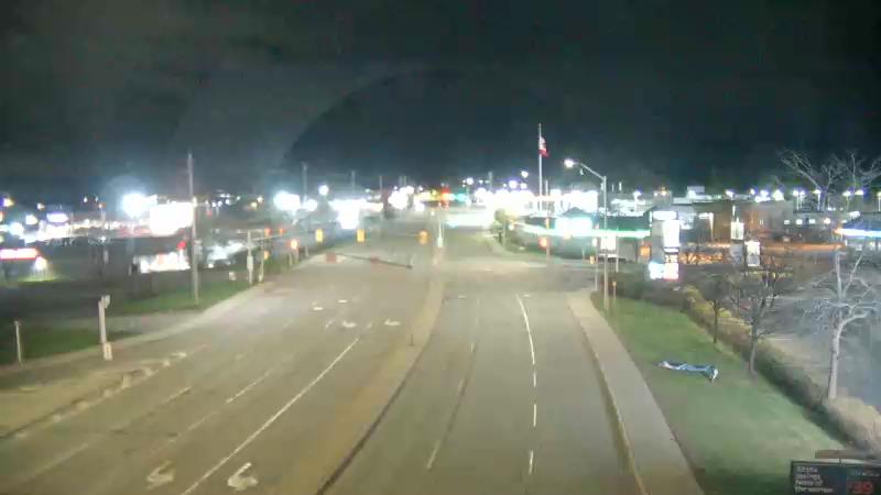 Traffic camera image at 2025-05-09 05:55:06