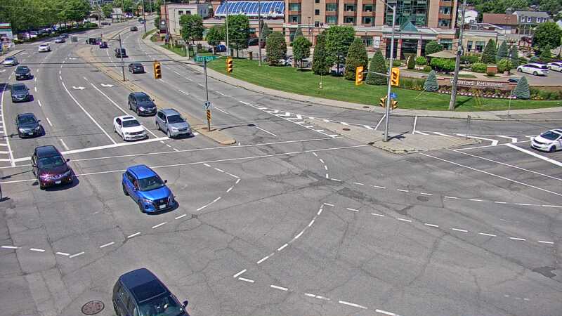Traffic camera image at 2025-06-30 17:05:15