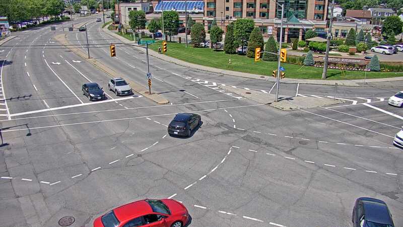 Traffic camera image at 2025-06-30 17:20:18