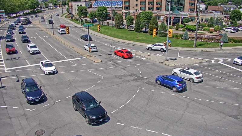 Traffic camera image at 2025-06-30 17:25:16