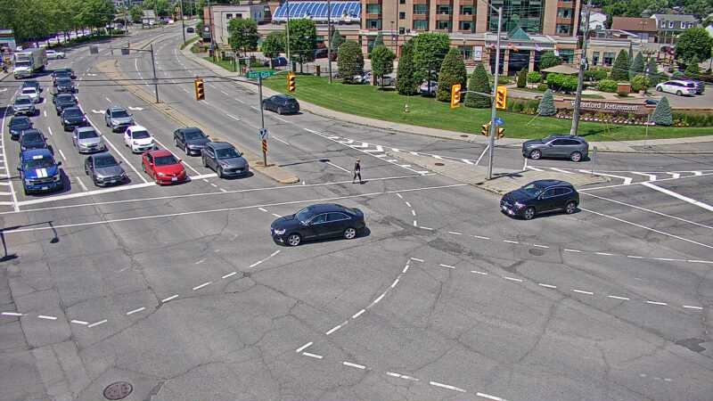 Traffic camera image at 2025-06-30 17:30:15