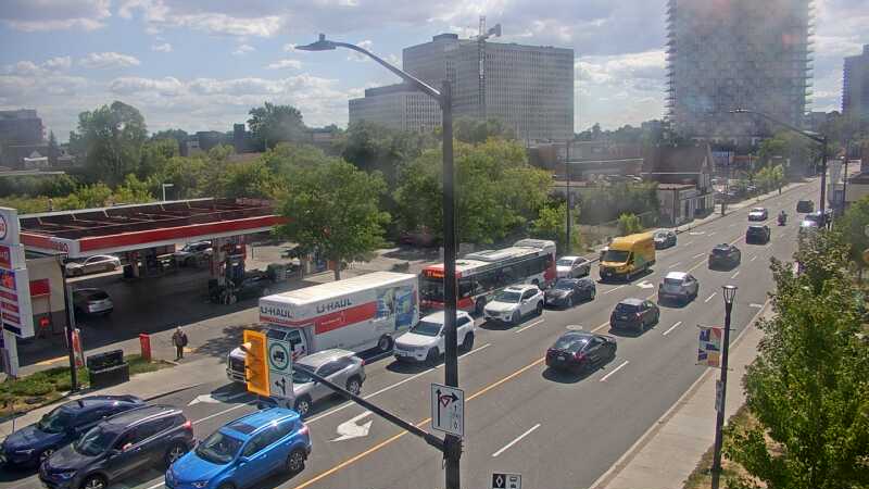 Traffic camera image at 2025-08-22 19:15:46