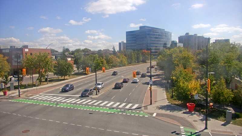 Traffic camera image at 2025-09-14 17:15:47