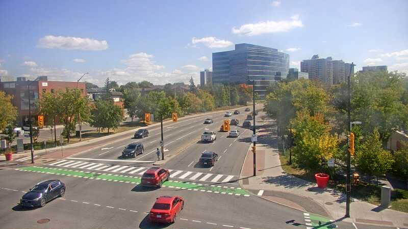 Traffic camera image at 2025-09-14 17:25:40