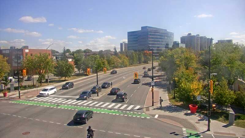 Traffic camera image at 2025-09-14 17:35:41