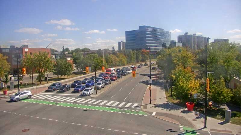 Traffic camera image at 2025-09-14 17:40:38