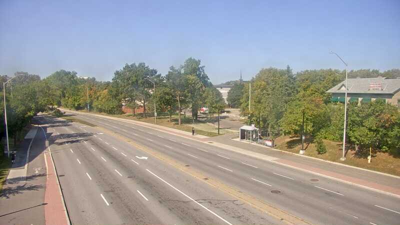 Traffic camera image at 2025-09-16 17:55:42
