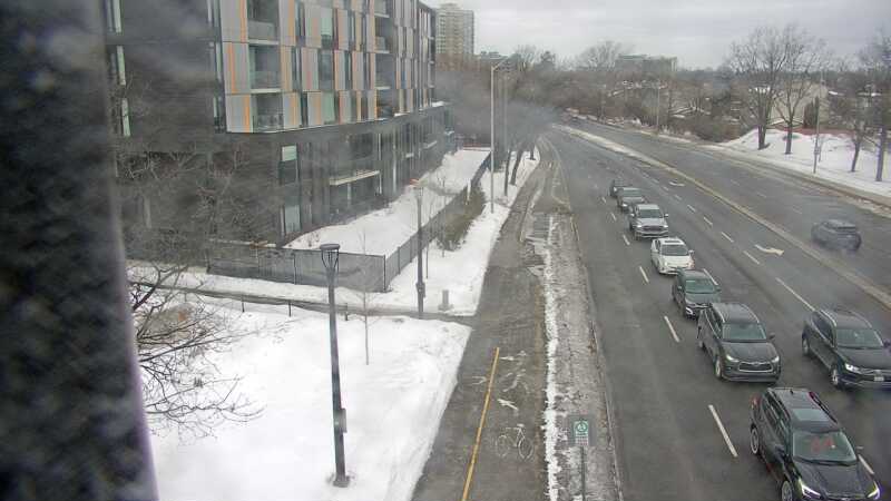 Traffic camera image at 2025-03-09 13:20:35