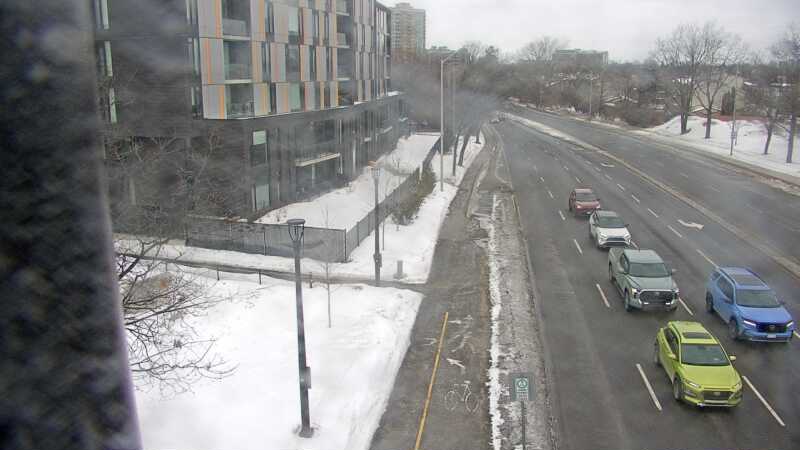 Traffic camera image at 2025-03-09 13:40:53