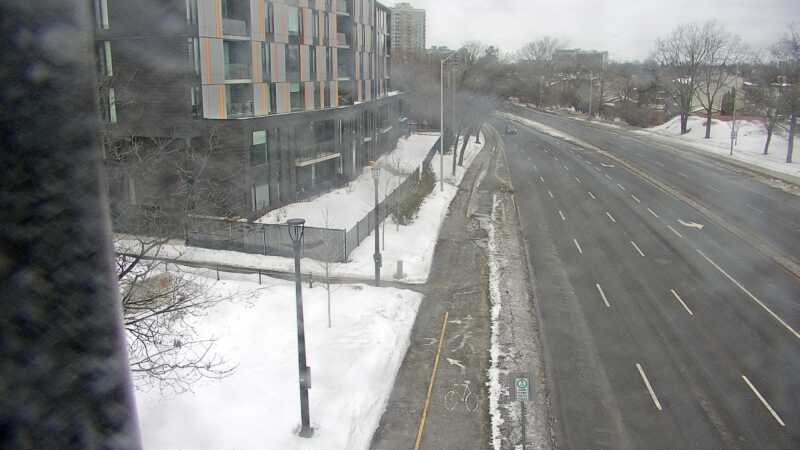 Traffic camera image at 2025-03-09 13:55:52