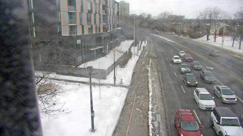 Traffic camera image at 2025-03-09 14:20:51