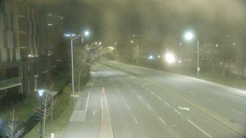 Traffic camera image at 2025-04-25 07:00:28