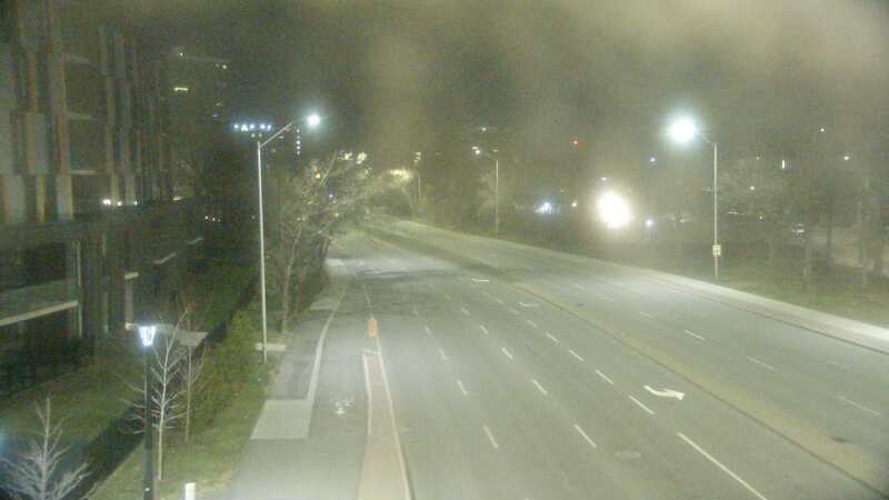 Traffic camera image at 2025-04-25 07:15:21