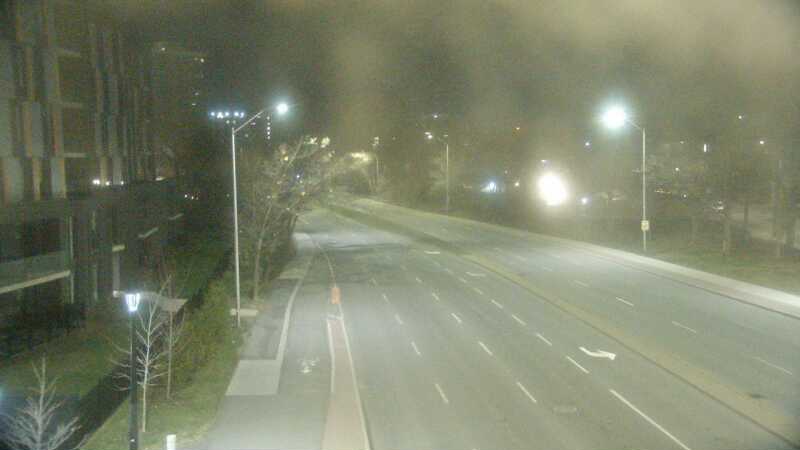 Traffic camera image at 2025-04-25 07:40:24
