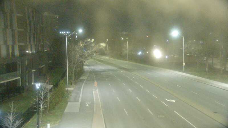 Traffic camera image at 2025-04-25 08:10:34