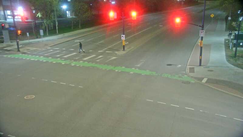 Traffic camera image at 2025-05-09 06:10:26