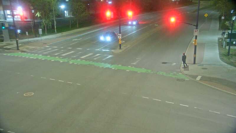 Traffic camera image at 2025-05-09 06:30:30