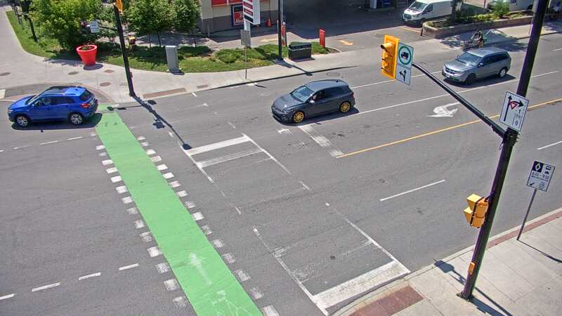 Traffic camera image at 2025-06-30 15:50:46