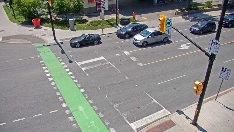 Traffic camera image at 2025-06-30 16:05:39
