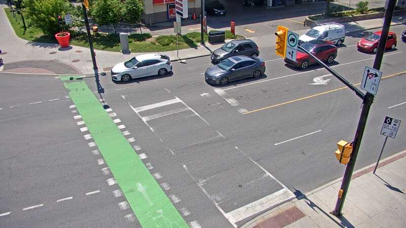 Traffic camera image at 2025-06-30 16:25:45