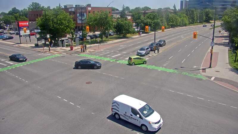 Traffic camera image at 2025-06-30 17:15:57