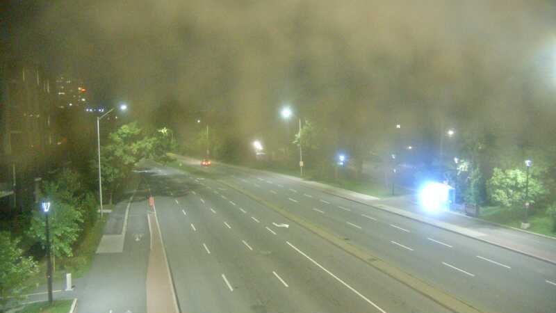 Traffic camera image at 2025-07-12 03:35:44