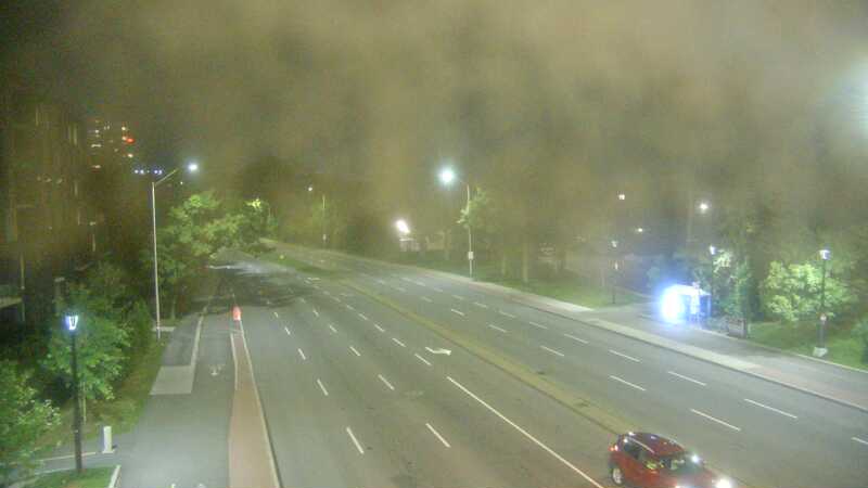 Traffic camera image at 2025-07-12 04:00:34