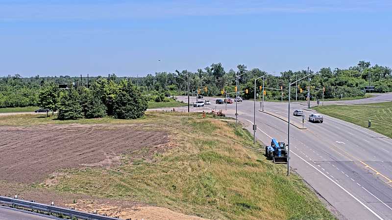 Traffic camera image at 2025-06-30 17:25:59